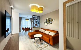 Urban Oasis Pallady
